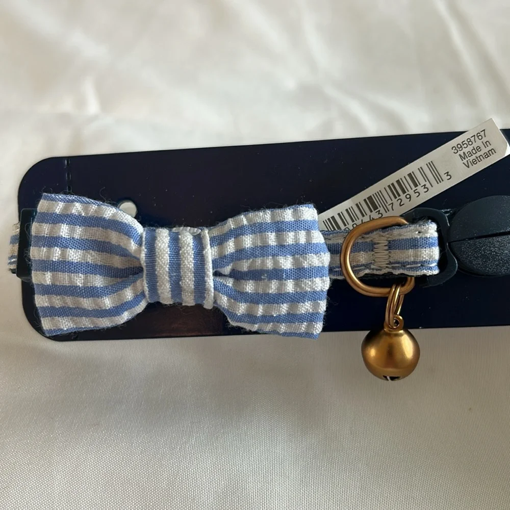 Youly the happy-go-lucky Blue Striped Breakaway Cat Collar (S/M)